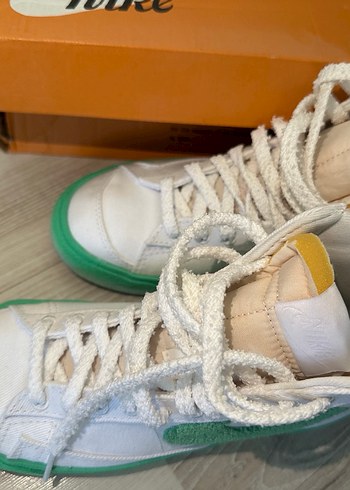 Nike Beyaz Yeşil Kadın Spor Ayakkabı sneaker - Görsel 3