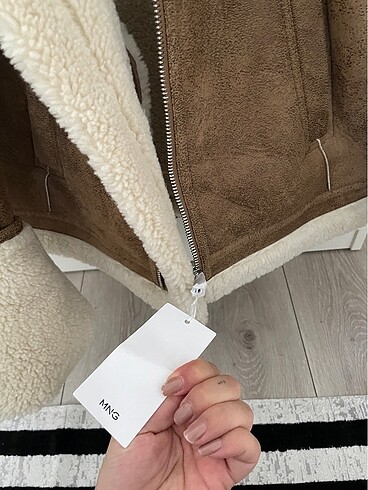 xl Beden kahverengi Renk Mango Süet Taba Mont