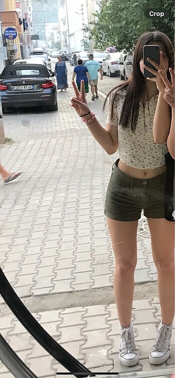 H&M haki yeşili sort