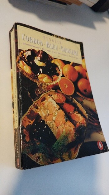Penguin Cordon Bleu Cookery Rosemary Hume and Muriel Downes ingi