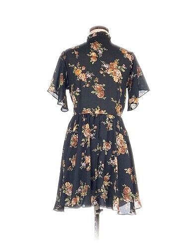 m Beden Vintage Love Kısa Elbise %70 İndirimli.