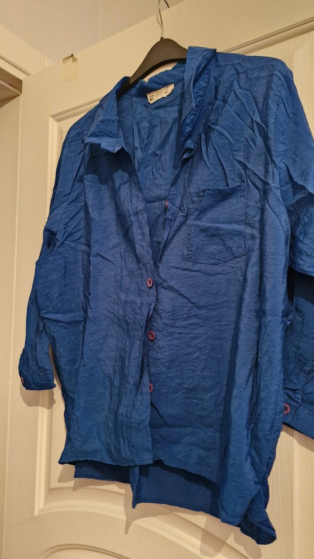 Mavi Düğmeli Keten Kadın Gömlek - Görsel 4