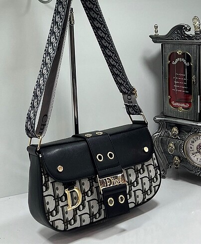 Christian Dior Siyah Çanta ????