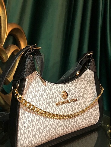 Michael Kors çanta