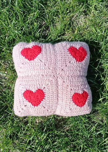 Pembe Kalp Desenli El Örgüsü Yastık - Görsel 2