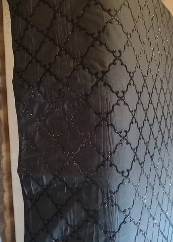 siyah Nakışlı Yatak Örtüsü - Görsel 5