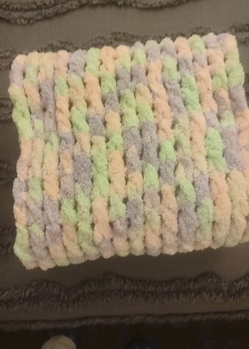 Çok Renkli Pastel Örgü Atmı - Görsel 4