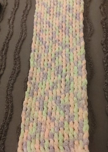 Çok Renkli Pastel Örgü Atmı - Görsel 3