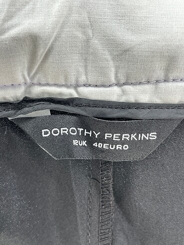 40 Beden siyah Renk Dorothy Perkins Düz Kesim %70 İndirimli.