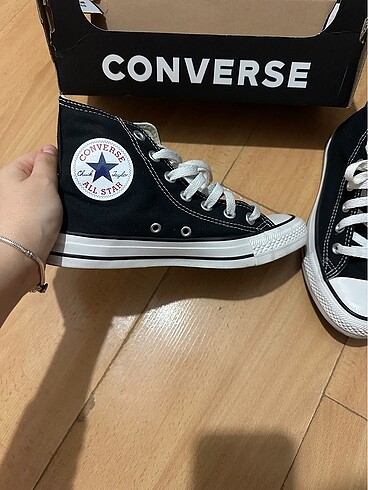 37 Beden Converse ayakkabı