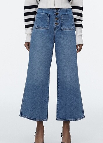 Zara Wide Leg Crop Jean 