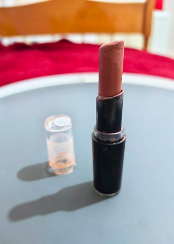 Wet n wild bare it all ruj - Görsel 2