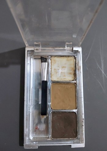 wet n wild Ultimate Kaş Far Kiti Soft Brown - Görsel 2