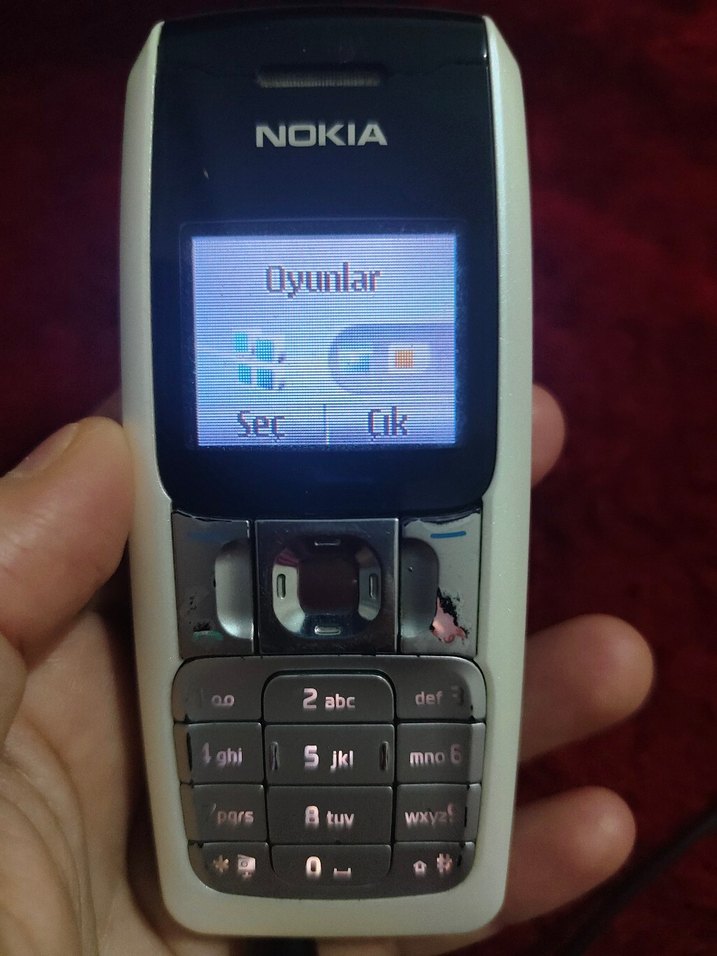 Beyaz Nokia Tuşlu Telefon - Görsel 5