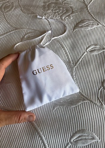 Guess Beyaz Sik Kese
