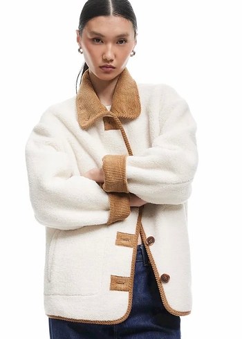 Kürk Detaylı Beyaz Midi Kadın Ceket - Görsel 2