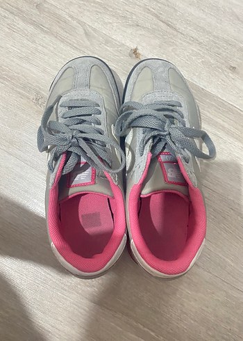 Gri ve Pembe Kadın Spor Ayakkabı Velcro Bağcıklı - Görsel 3