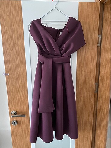 Asos Elbise