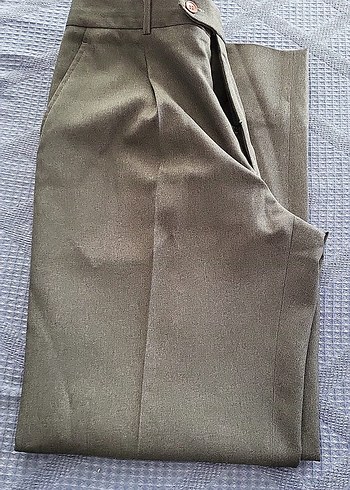 44 Beden gri Renk Gri Pliseli Erkek Ofis Pantolonu
