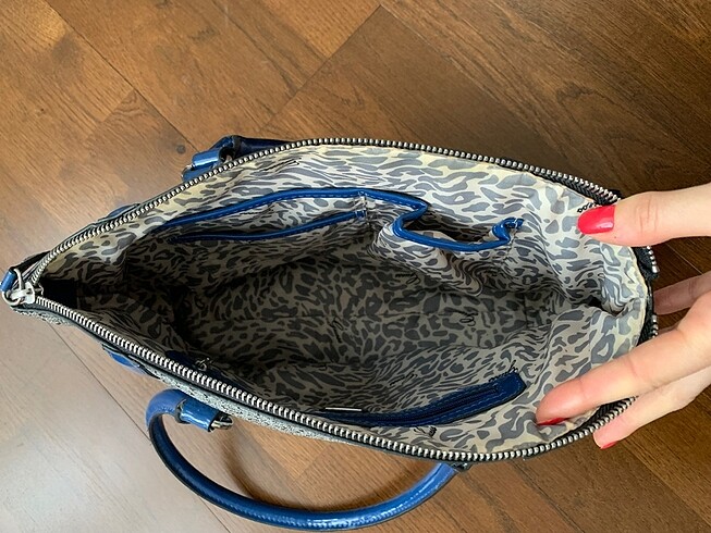  Beden Guess Çanta