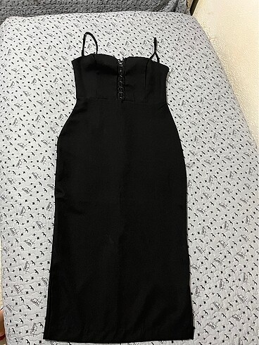 Zara Trendyolmilla siyah midi elbise