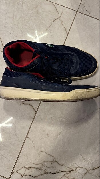 Lacoste Lacoste orijinal erkek snekers. 42 numars