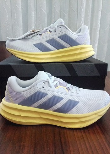 Orijinal Adidas Kadın Spor Ayakkabı