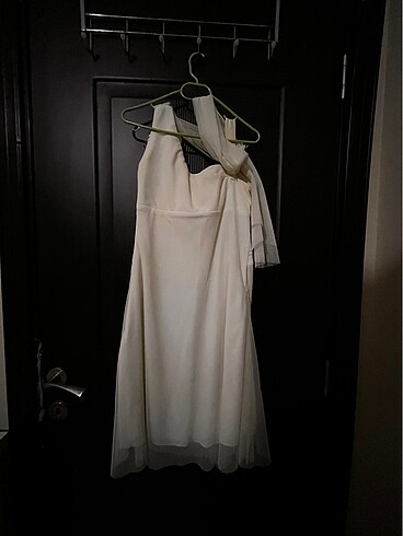 Beyaz elbise - Görsel 4