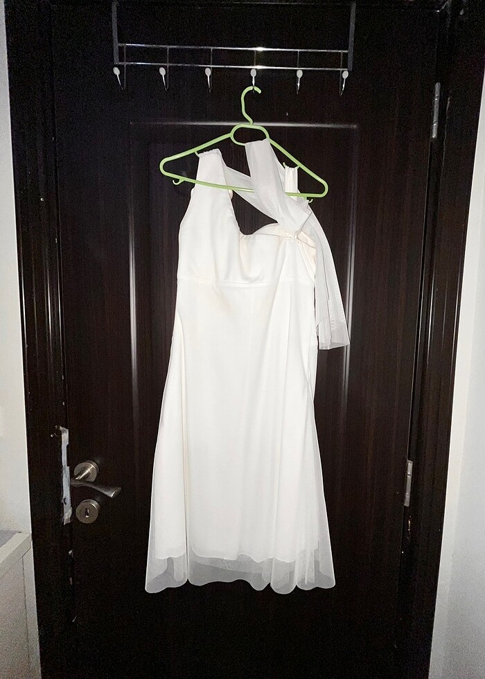 Beyaz elbise - Görsel 3