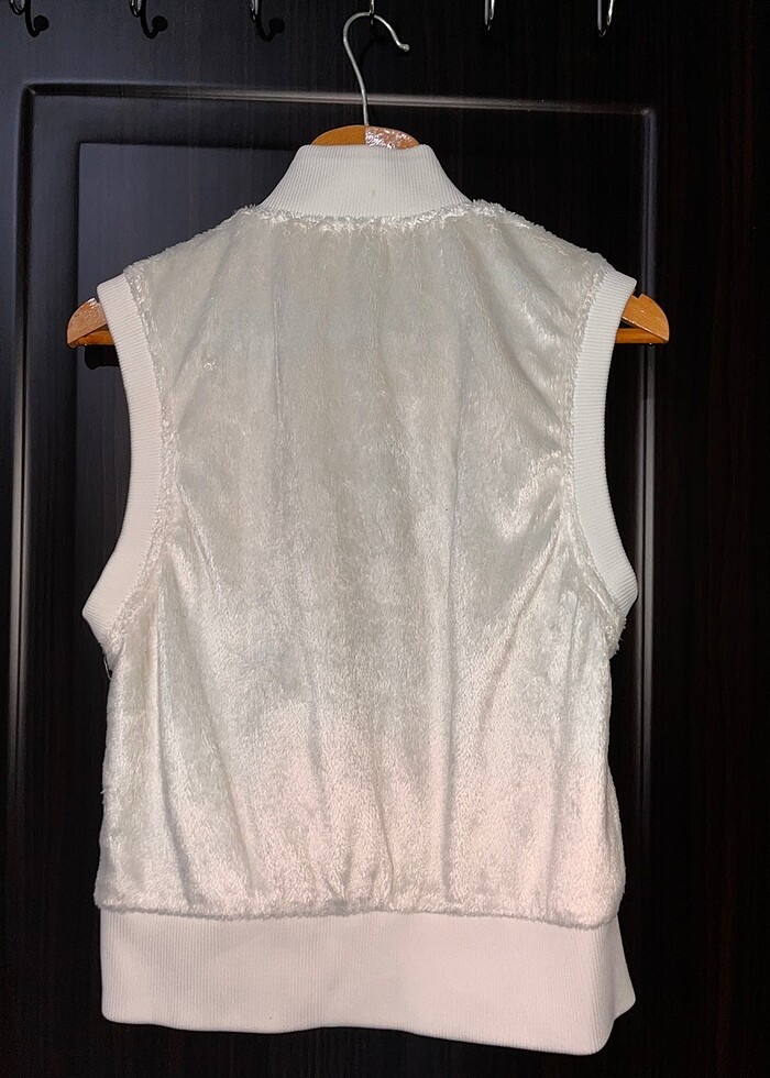 Beyaz yelek - Görsel 2