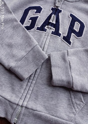 GAP KAPŞONLU SWEATSHİRT ERKEK ÇOCUK 3 YAŞ - Görsel 3