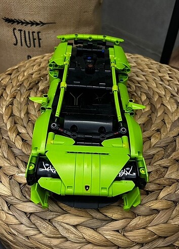  Beden LEGO 42161 Lamborghini 