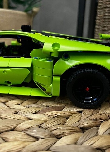  Beden Renk LEGO 42161 Lamborghini 
