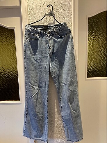 Mom Jean
