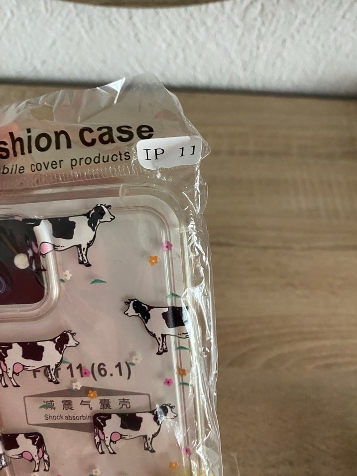 Beyaz Elastik İnek Desenli Telefon Kılıfı - Görsel 3