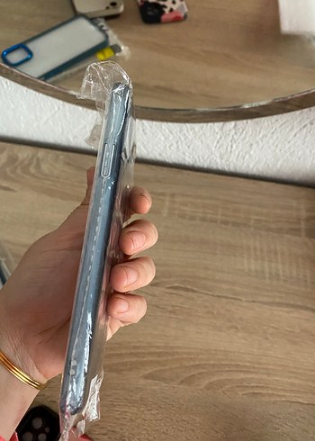 Parlak Siyah Gotik Telefon Kılıfı - Görsel 3