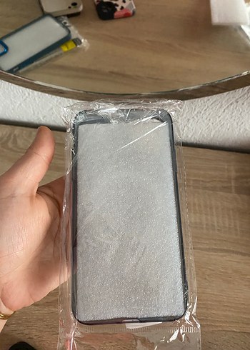 Parlak Siyah Gotik Telefon Kılıfı - Görsel 2