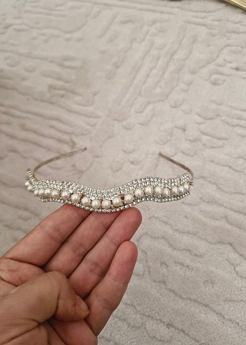 İnci ve Taşlı Metal Saç Tokası - Görsel 4