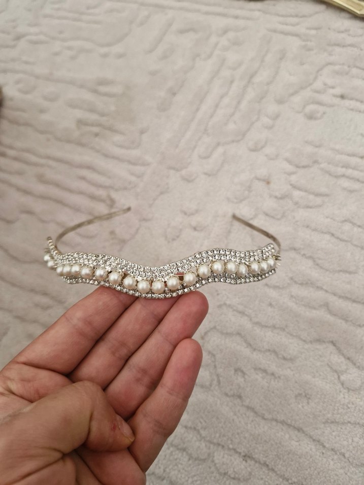 İnci ve Taşlı Metal Saç Tokası - Görsel 4