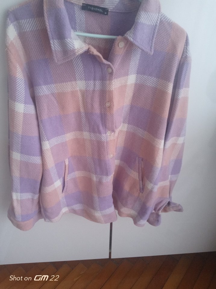 Düğmeli Pembe Ekose Kadın Gömlek - Görsel 2