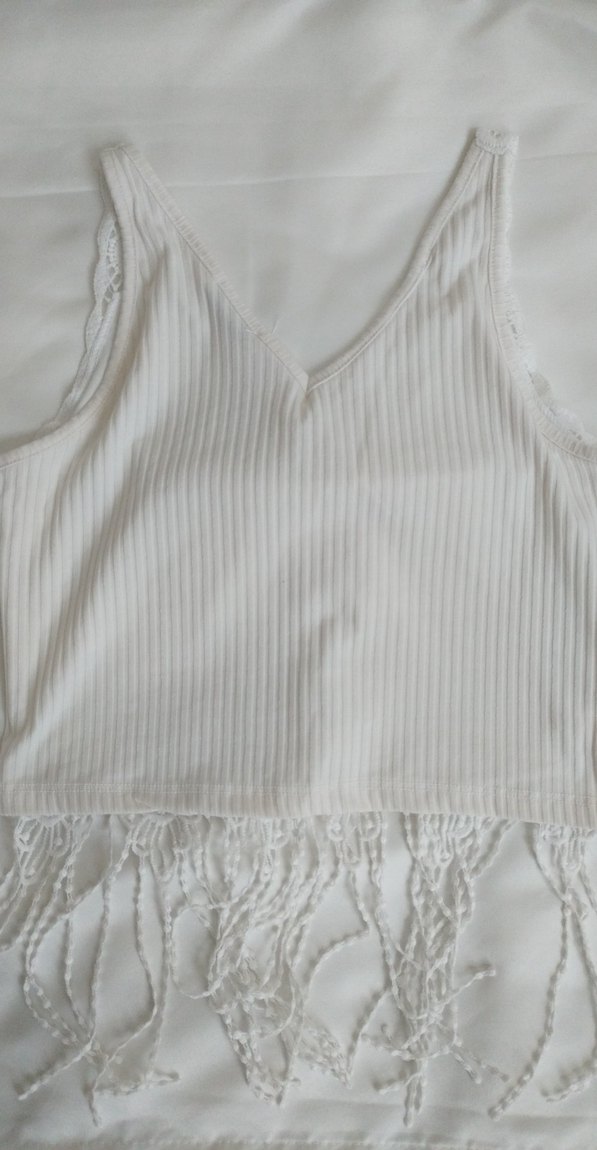 Dantel Detaylı Beyaz Bohem Kısa Bluz - Görsel 4