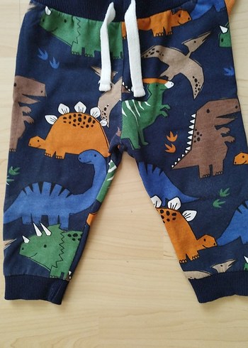 Renkli Dinozor Desenli Çocuk Takımı - Görsel 4