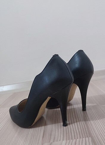 38 Beden siyah Renk Stiletto ayakkabı