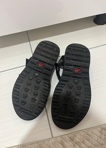 Siyah Cırtcırtlı Günlük Sandalet - Görsel 2