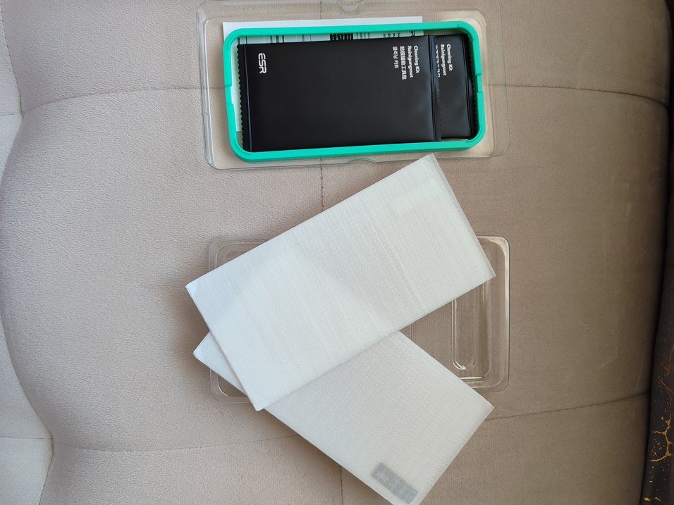 ESR iPhone 12/12 Pro Temperli Cam Ekran Koruyucu 2'li - Görsel 4