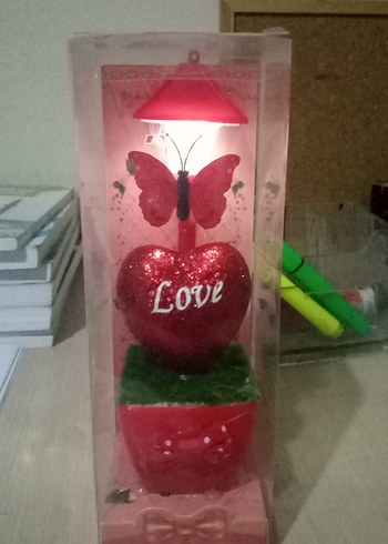 Kelebek ve Kalp Motifli Renkli Dekoratif Lamba