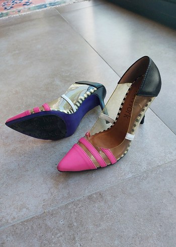 Network Renkli Zebra Desenli Tokalı Stiletto