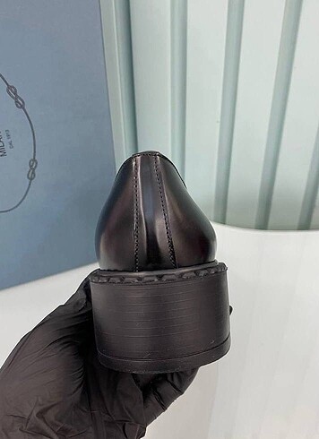 38 Beden siyah Renk Prada