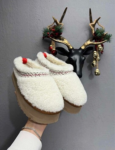 38 Beden Ugg new