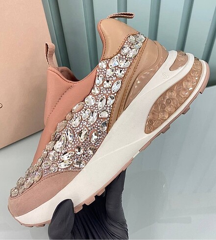 Jimmy Choo